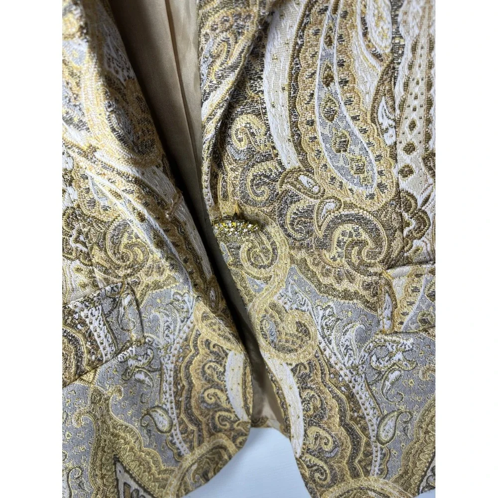 Coldwater Creek Blazer Jacquard Paisley Size Medium Gold Silver Metallic Button
